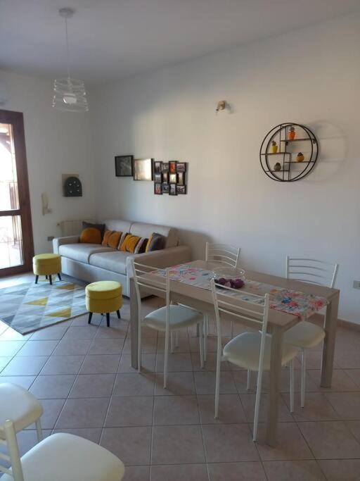 Casa Gioia Apartment ออลเบีย ภายนอก รูปภาพ
